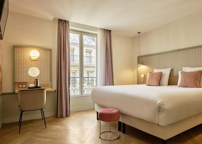 Hotel Cervantes by Happyculture