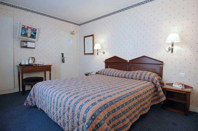 Cervantes By Happyculture Hotel Parijs